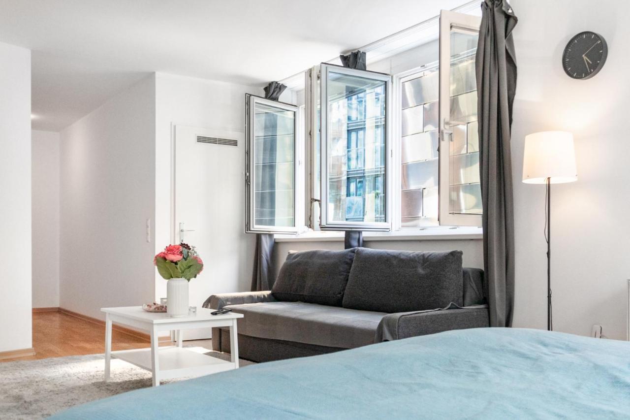 Gasometer Apartment - Designer Building With Amazing View Виена Екстериор снимка